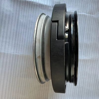 Выдерживают высокое давление и пропускают плоские вставки для большинства военных транспортных средств